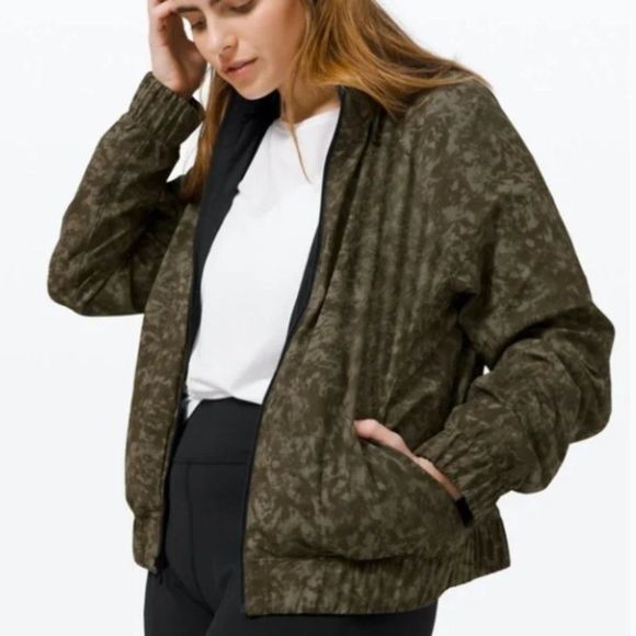 Lululemon Bombs Away Jacket / reversible - Picture 4 of 8